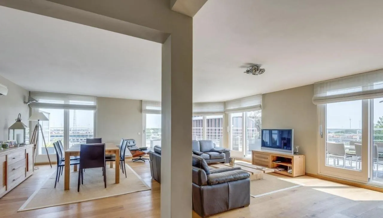 Apartmán Unique Penthouse At The Seaside Bruggy